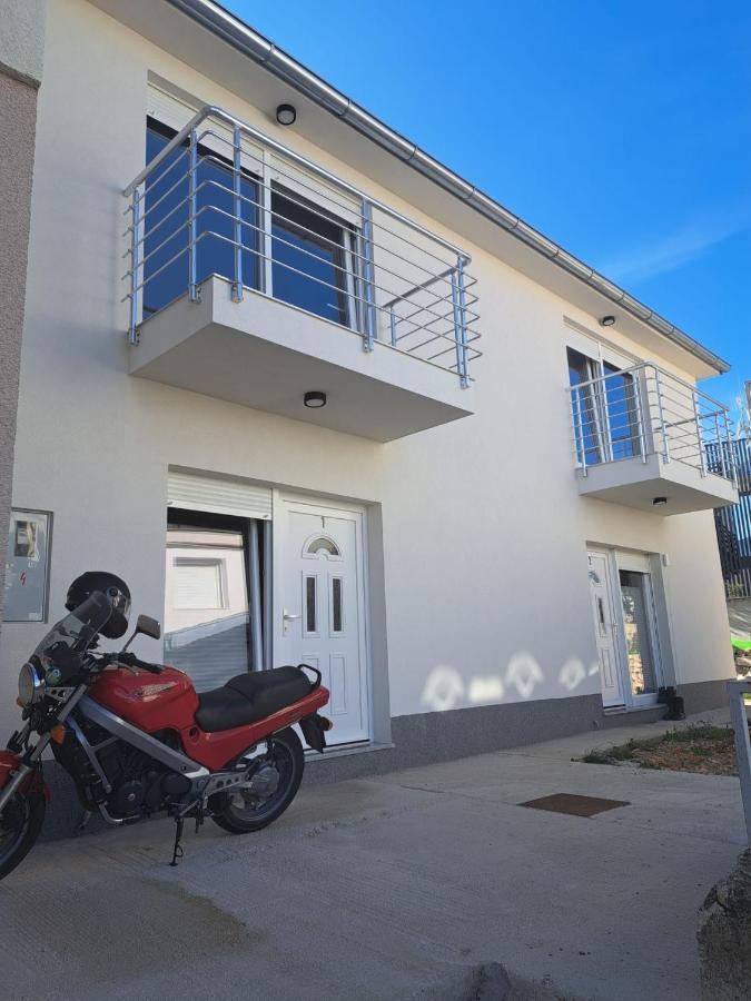 Apartmani Tamaris 穆泰尔岛 外观 照片